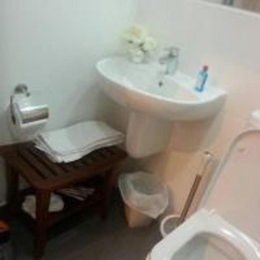 Doc'S Suite Accra Bagian luar foto